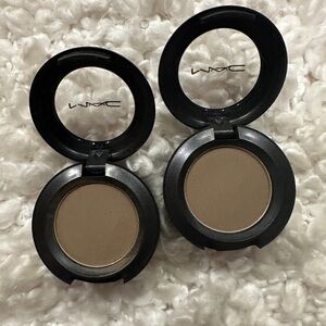 MAC Eyeshadow "Coquette" Satin
Eyeshadow